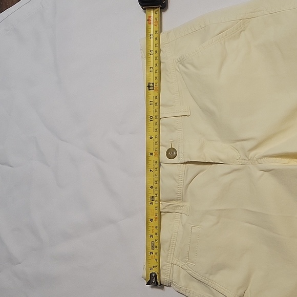 Perfect 5"shorts Old Navy Khakis - Picture 8 of 9